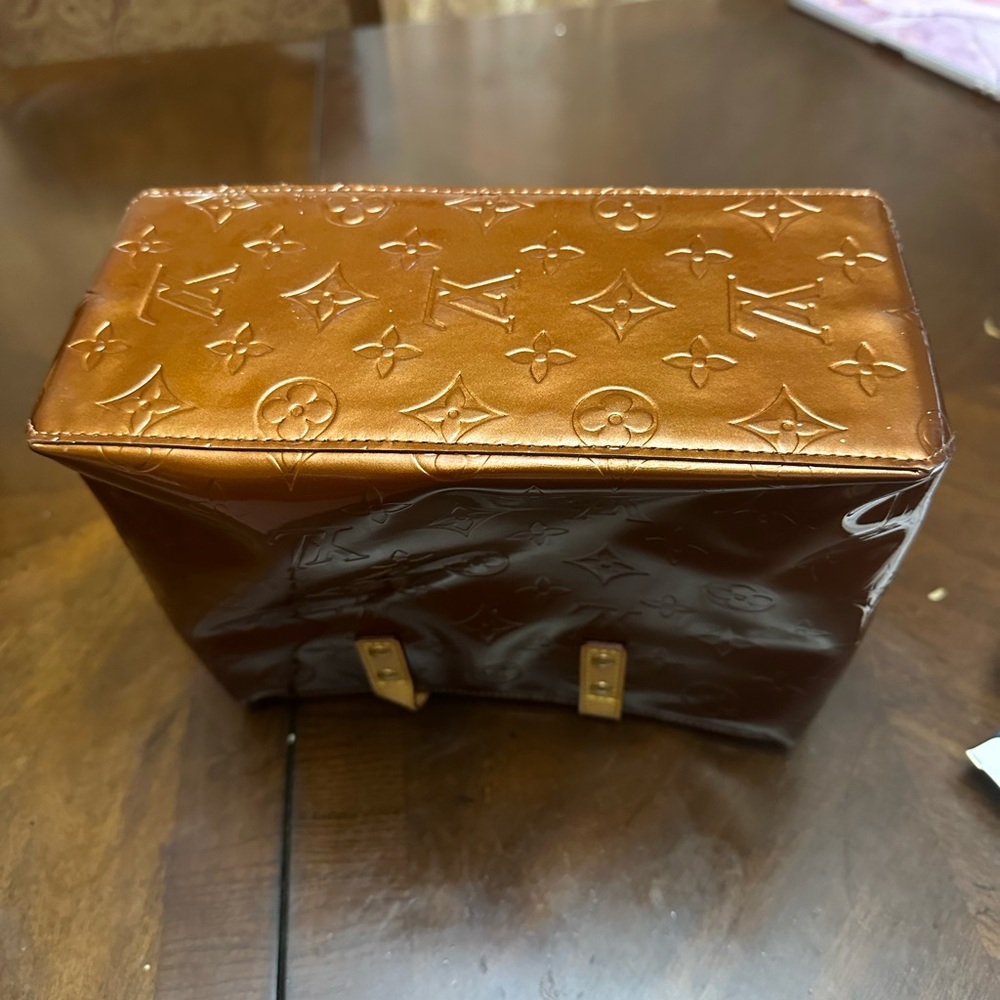 Authentic Louis Vuitton Medium Bag - image 4